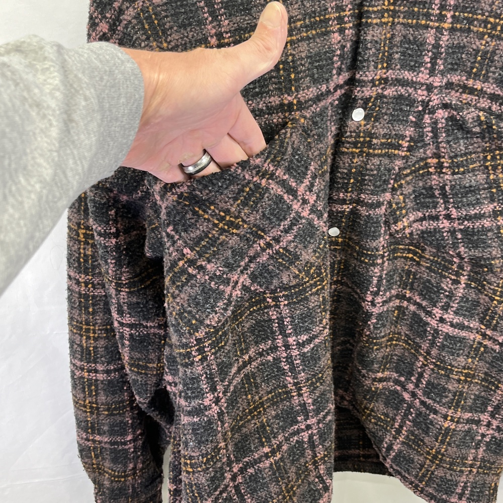 Summit UK Flannel Heavy Jacket Plaid Snap Button Up Chest Hip Pockets Medium - Picture 5 of 11